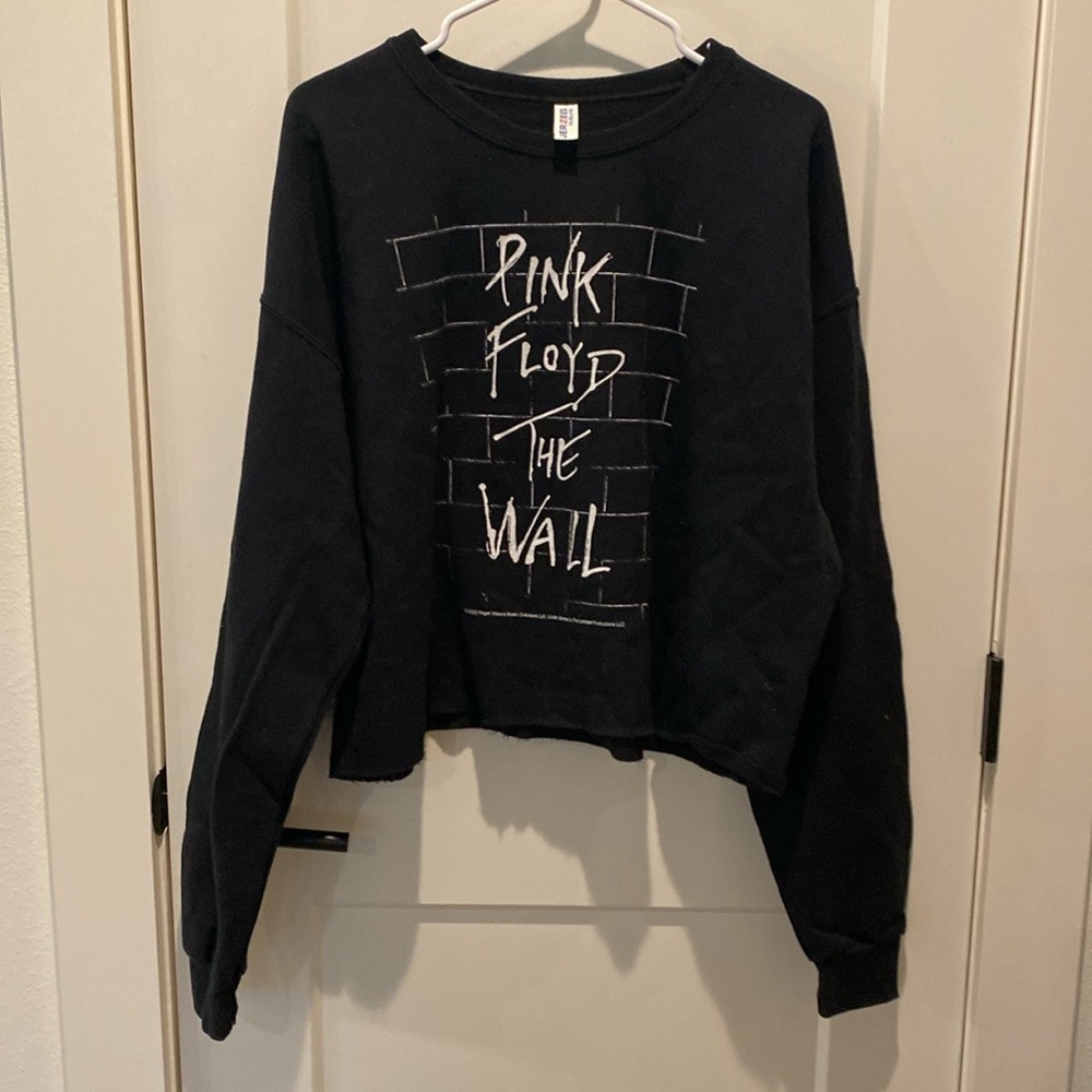 Pink Floyd Sweatshirt. Jerzees.  Bottom of sweatshirt has been cut off.‎